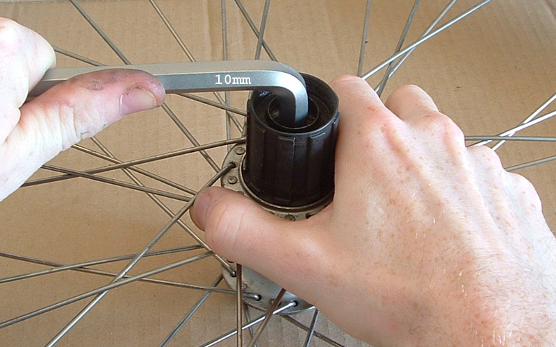 changing shimano cassette