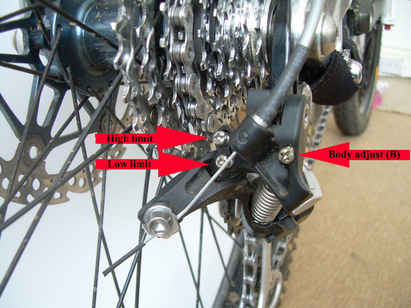 adjusting mountain bike gears